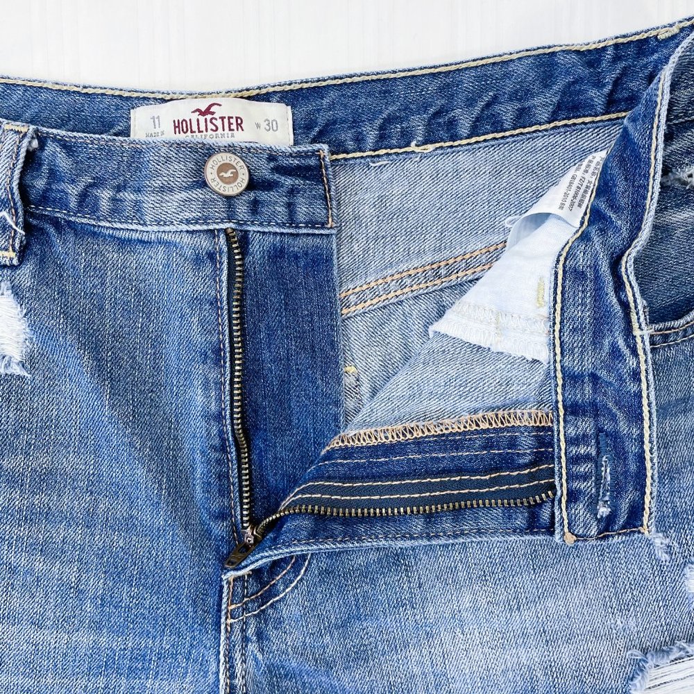 Hollister | High Rise Cutoff Jean Shorts | 11 / 30 - Picture 4 of 14